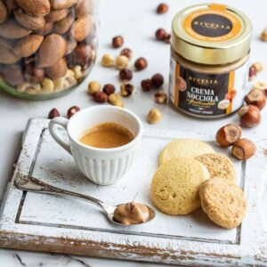 Crema nocciola